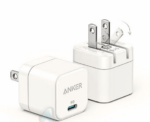 Chargeur Anker avec port USB-C et prises pliables.